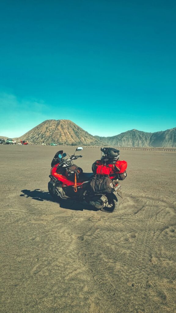 Trip Motorcycle Bali Indonesia Mehdi Ayache Berberos ADV 150 Honda